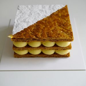 Milhojas de Vainilla y Caramelo Salado